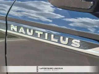 Lincoln Nautilus 2023 AWD Reserve 4dr SUV