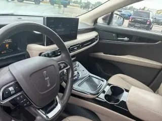 Lincoln Nautilus 2023 AWD Reserve 4dr SUV