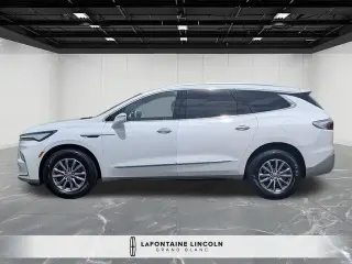 Buick Enclave 2023 Essence 4p Crossover
