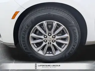Buick Enclave 2023 Essence 4p Crossover
