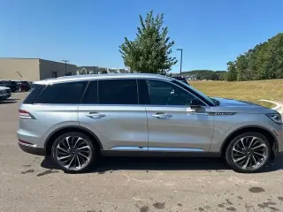Lincoln Aviator 2022 AWD Reserve 4p SUV