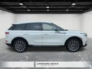 Lincoln Corsair 2024 AWD Reserve 4p SUV