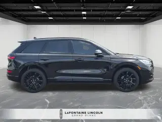 Lincoln Corsair 2023 AWD Reserve 4dr SUV