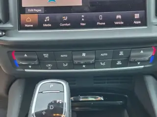 Maserati Levante 2023 AWD Modena 4p SUV