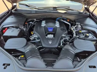 Maserati Levante 2023 AWD Modena 4p SUV