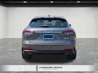 Maserati Levante 2023 AWD Modena 4p SUV