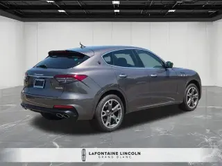 Maserati Levante 2023 AWD Modena 4p SUV