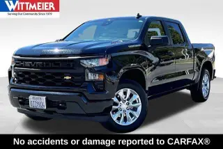 Chevrolet Silverado 1500 2025 4x4 Custom 4 puertas Cabina Crew 5.8 pies. SB