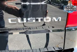 Chevrolet Silverado 1500 2025 4x4 Custom 4 puertas Cabina Crew 5.8 pies. SB