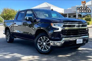 Chevrolet Silverado 1500 2022 4x4 LT 4 puertas Cabina Crew 6.6 pies. Caja corta