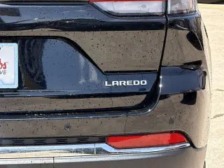Jeep Grand Cherokee 2025 4x2 Laredo 4 puertas SUV