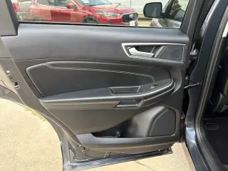 Ford Edge 2024 AWD Titanium 4 puertas SUV