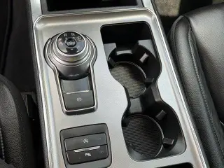 Ford Edge 2024 AWD Titanium 4 puertas SUV