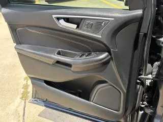 Ford Edge 2024 AWD Titanium 4 puertas SUV