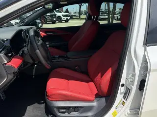 Toyota Camry 2026 SE 4p Sedan