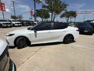 Toyota Camry 2026 SE 4p Sedan