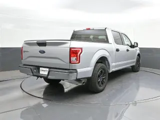 Ford F-150 2017 4x2 XLT 4 puertas SuperCrew 5.5 pies. SB