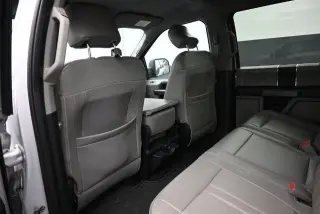 Ford F-150 2017 4x2 XLT 4 puertas SuperCrew 5.5 pies. SB