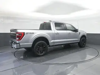 Ford F-150 2023 4x4 Platinum 4dr SuperCrew 6.5 ft. SB