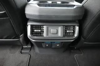 Ford F-150 2023 4x4 XLT 4 puertas SuperCrew 5.5 pies SB