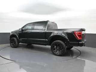 Ford F-150 2023 4x4 XLT 4 puertas SuperCrew 5.5 pies SB