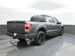 Ford F-150 2023 4x4 Lariat 4 puertas SuperCrew 5.5 pies. SB