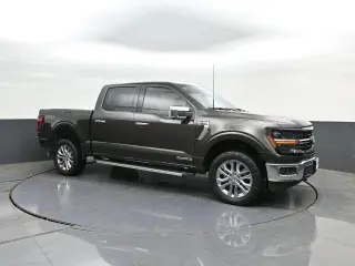 Ford F-150 2024 4x4 XLT 4 puertas SuperCrew 5.5 pies. SB