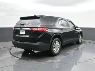 Chevrolet Traverse 2021 LS 4 puertas SUV con 1LS