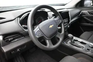 Chevrolet Traverse 2021 LS 4 puertas SUV con 1LS