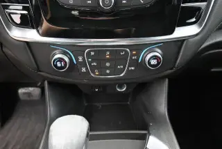 Chevrolet Traverse 2021 LS 4 puertas SUV con 1LS