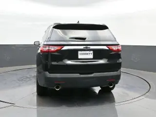 Chevrolet Traverse 2021 LS 4 puertas SUV con 1LS