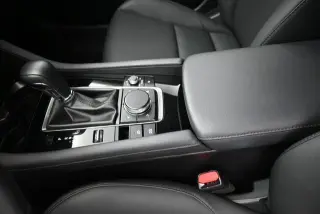 Mazda Mazda3 Sedán 2024 2.5 S Preferred 4p Sedán