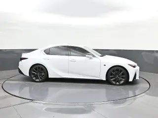 Lexus IS 350 2025 F SPORT Design 4p Sedán