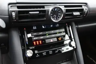 Lexus IS 350 2025 F SPORT Design 4p Sedán