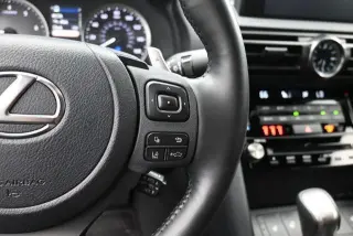 Lexus IS 350 2025 F SPORT Design 4p Sedán
