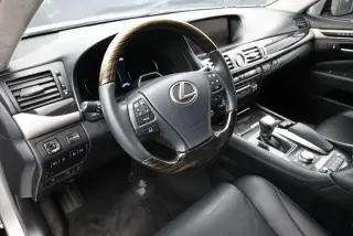 Lexus LS 460 2013 L 4p Sedan