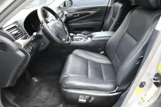 Lexus LS 460 2013 L 4p Sedan
