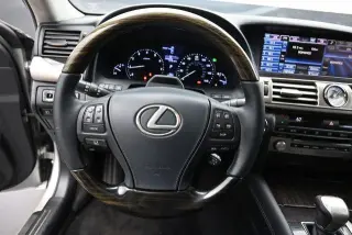 Lexus LS 460 2013 L 4p Sedan