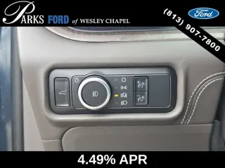 Ford Explorer 2024 AWD Platinum 4 puertas SUV