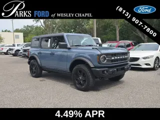 Ford Bronco 2024 4x4 Black Diamond 4 puertas SUV