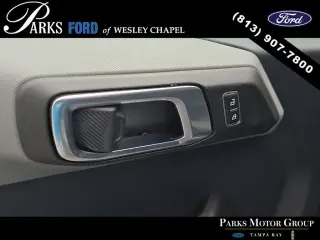 Ford Bronco 2024 4x4 Black Diamond 4 puertas SUV