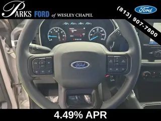 Ford F-150 2023 4x2 XL 4 puertas SuperCrew 5.5 pies. SB