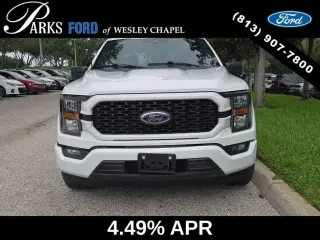 Ford F-150 2023 4x2 XL 4 puertas SuperCrew 5.5 pies. SB
