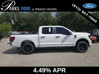 Ford F-150 2025 4x2 STX 4 puertas SuperCrew 5.5 pies SB
