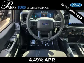 Ford F-150 2024 4x2 STX 4 puertas SuperCrew 5.5 pies. SB