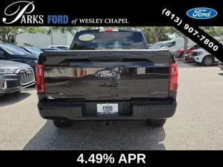 Ford F-150 2024 4x2 STX 4 puertas SuperCrew 5.5 pies. SB
