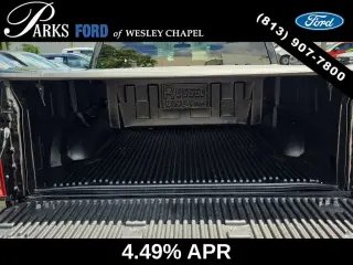 Ford F-150 2024 4x2 STX 4 puertas SuperCrew 5.5 pies. SB