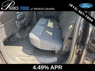 Ford F-150 2025 4x2 STX 4 puertas SuperCrew 5.5 pies SB