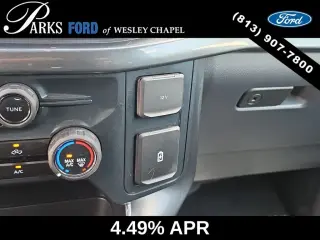 Ford F-150 2025 4x2 STX 4 puertas SuperCrew 5.5 pies SB