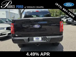 Ford F-150 2025 4x2 STX 4 puertas SuperCrew 5.5 pies SB